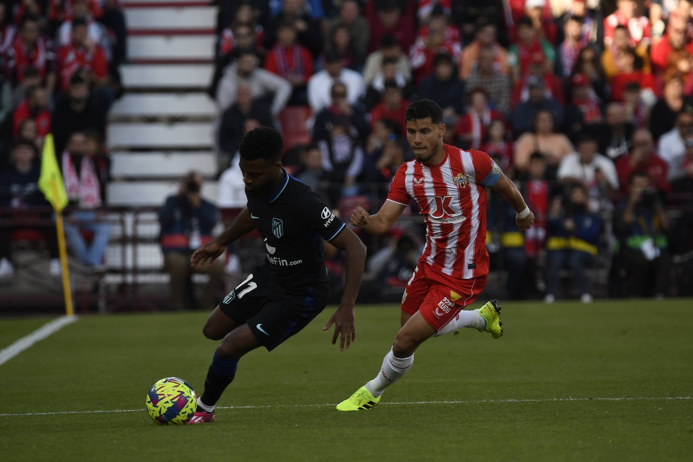 Lance del partido disputado este domingo.