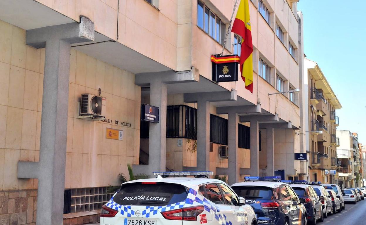 Comisaría de la Policía Nacional en Linares. 