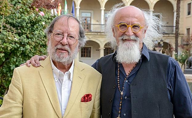 Antonio Enrique (izqda.), presta sus palabras a Genís Campillo para un nuevo montaje. 