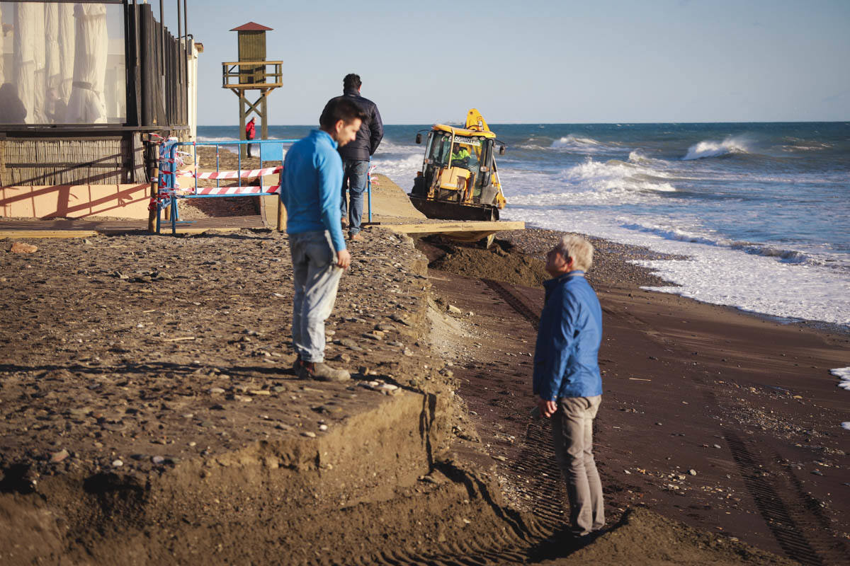 Fotos: El temporal destroza Playa Granada