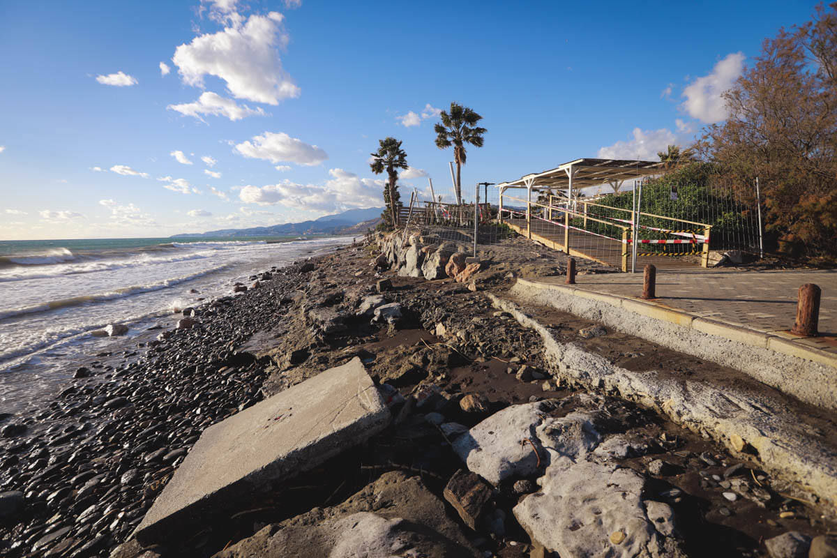 Fotos: El temporal destroza Playa Granada