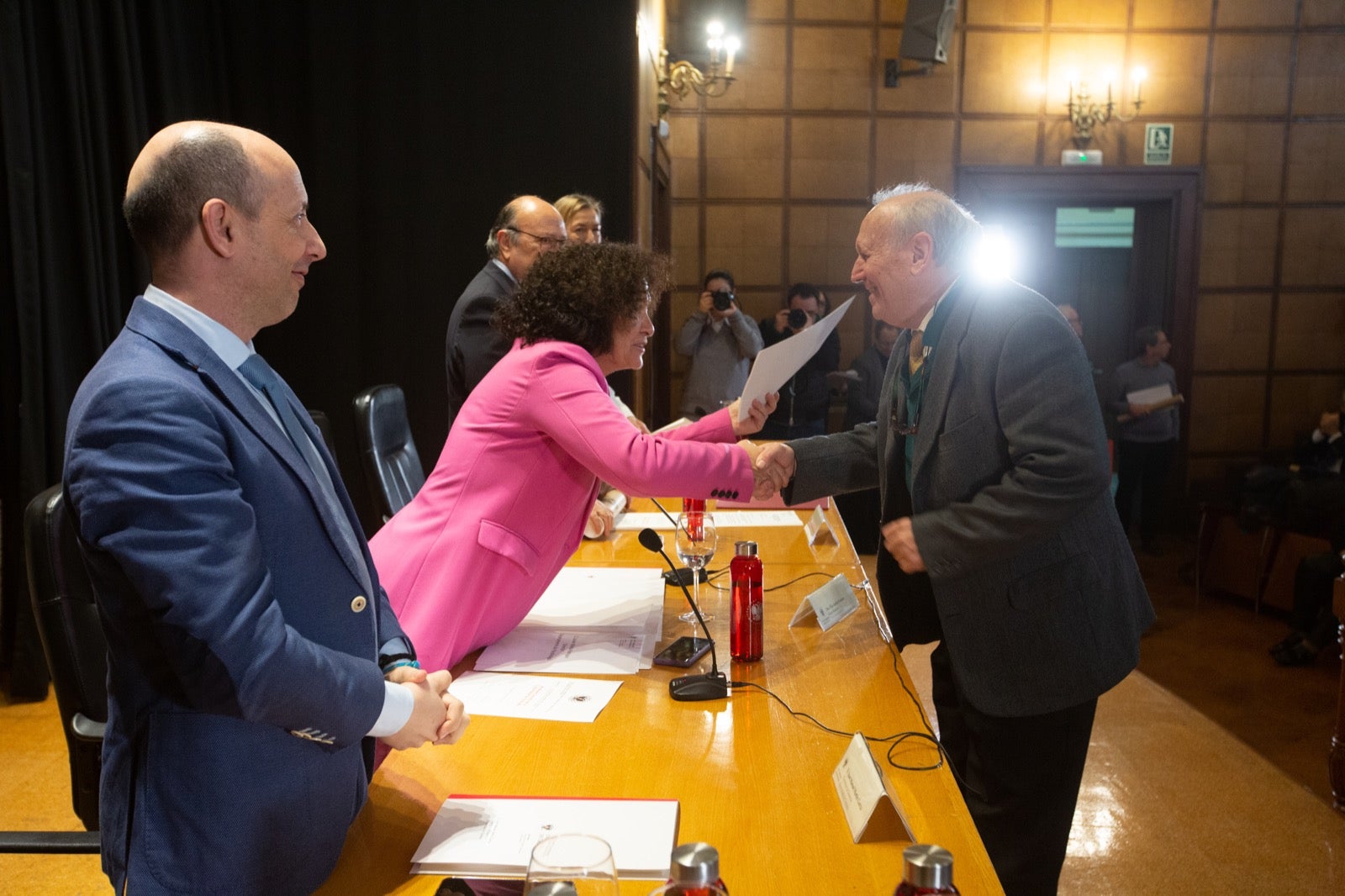 Homenaje a los profesores eméritos de la UGR. 