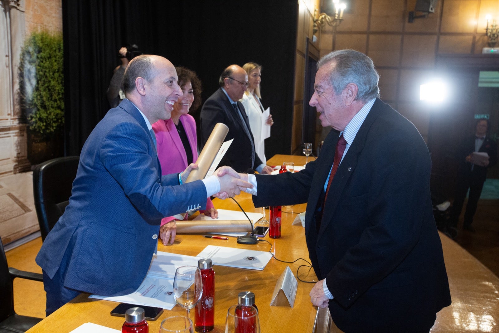 Homenaje a los profesores eméritos de la UGR. 