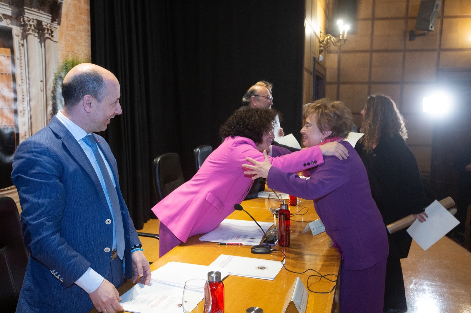 Homenaje a los profesores eméritos de la UGR. 