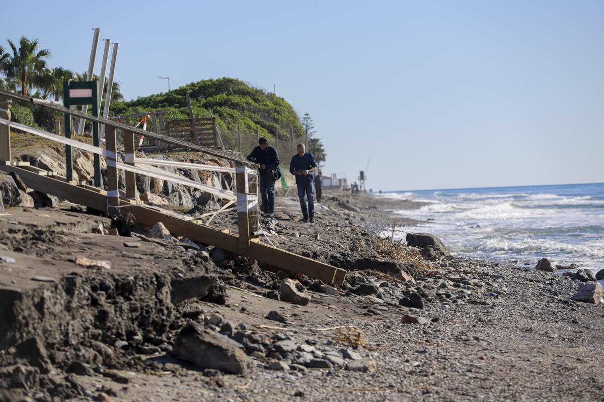 Fotos: Obras en Playa Granada tras los destrozos del temporal