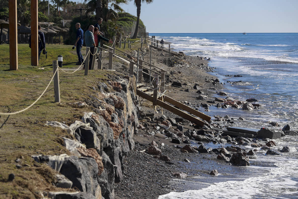 Fotos: Obras en Playa Granada tras los destrozos del temporal