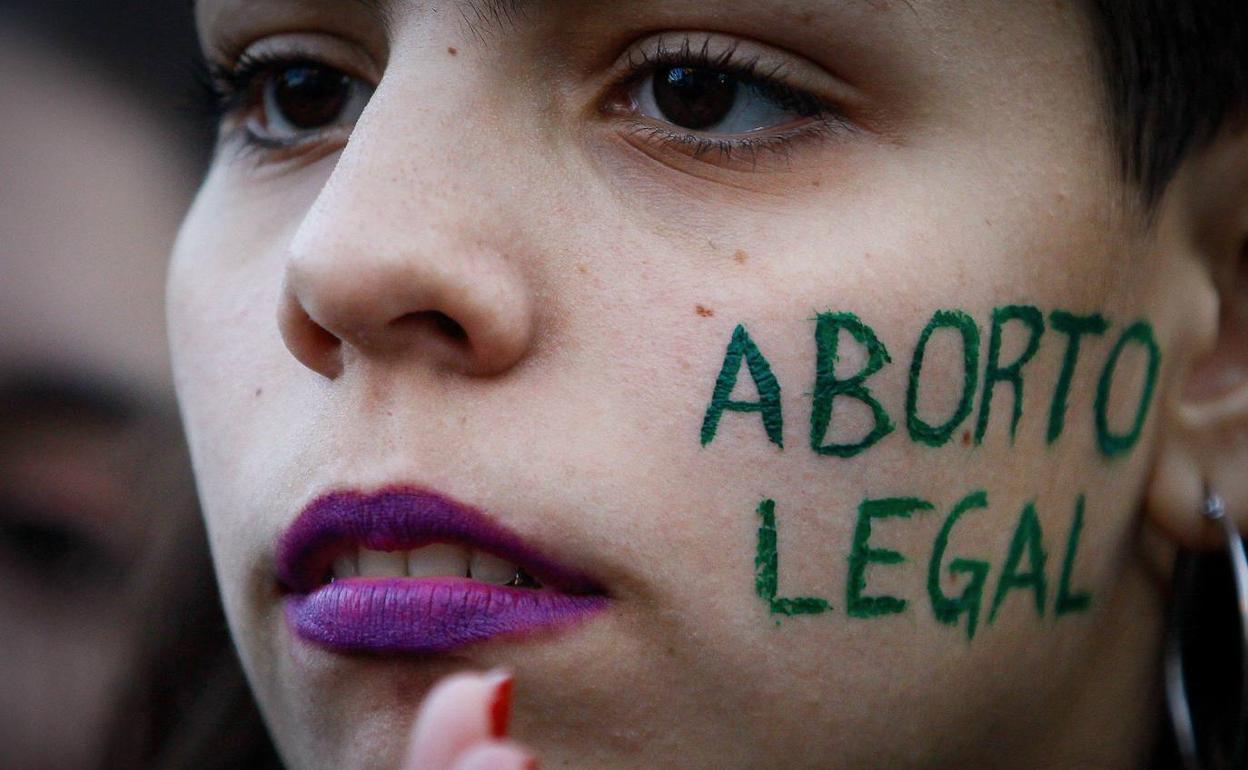 Puerta Purchena | Abortos y teléfonos