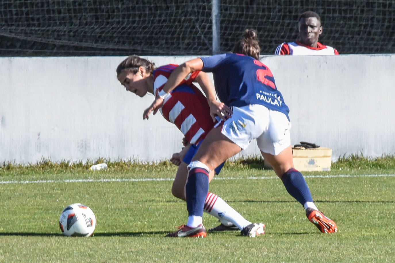 Las rojibancas pudieron y debieron sentenciar un partido cómodo que se complicó en los últimos minutos | Regresaron Inés y Lauri 