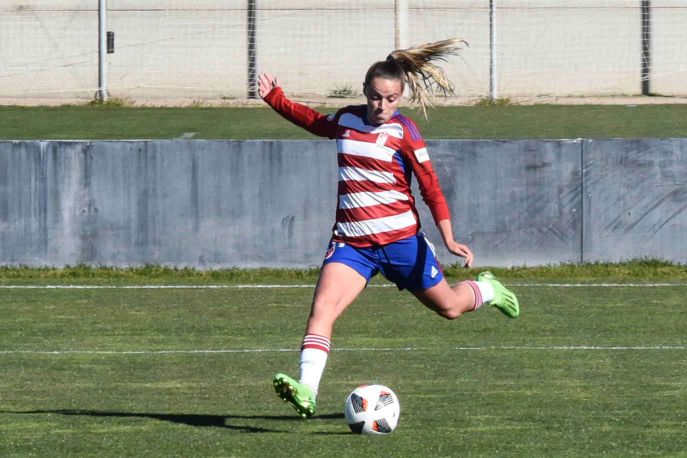 Las rojibancas pudieron y debieron sentenciar un partido cómodo que se complicó en los últimos minutos | Regresaron Inés y Lauri 