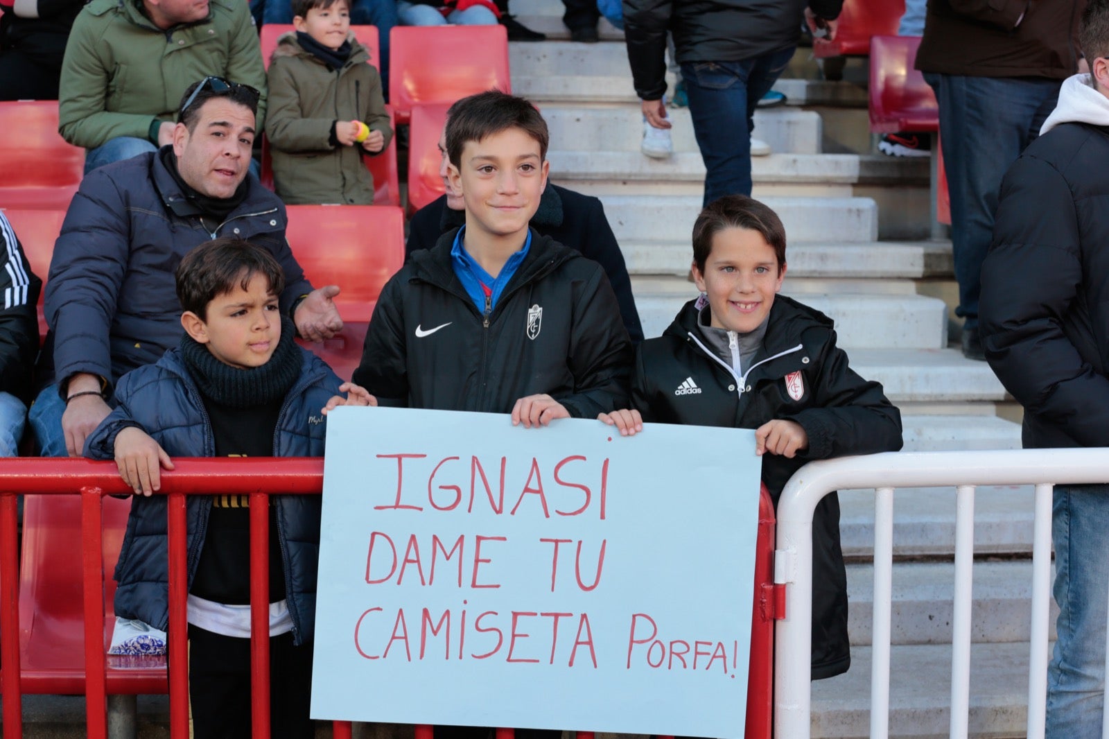 ¿Has estado en el partido? Aquí puedes verte en tu localidad