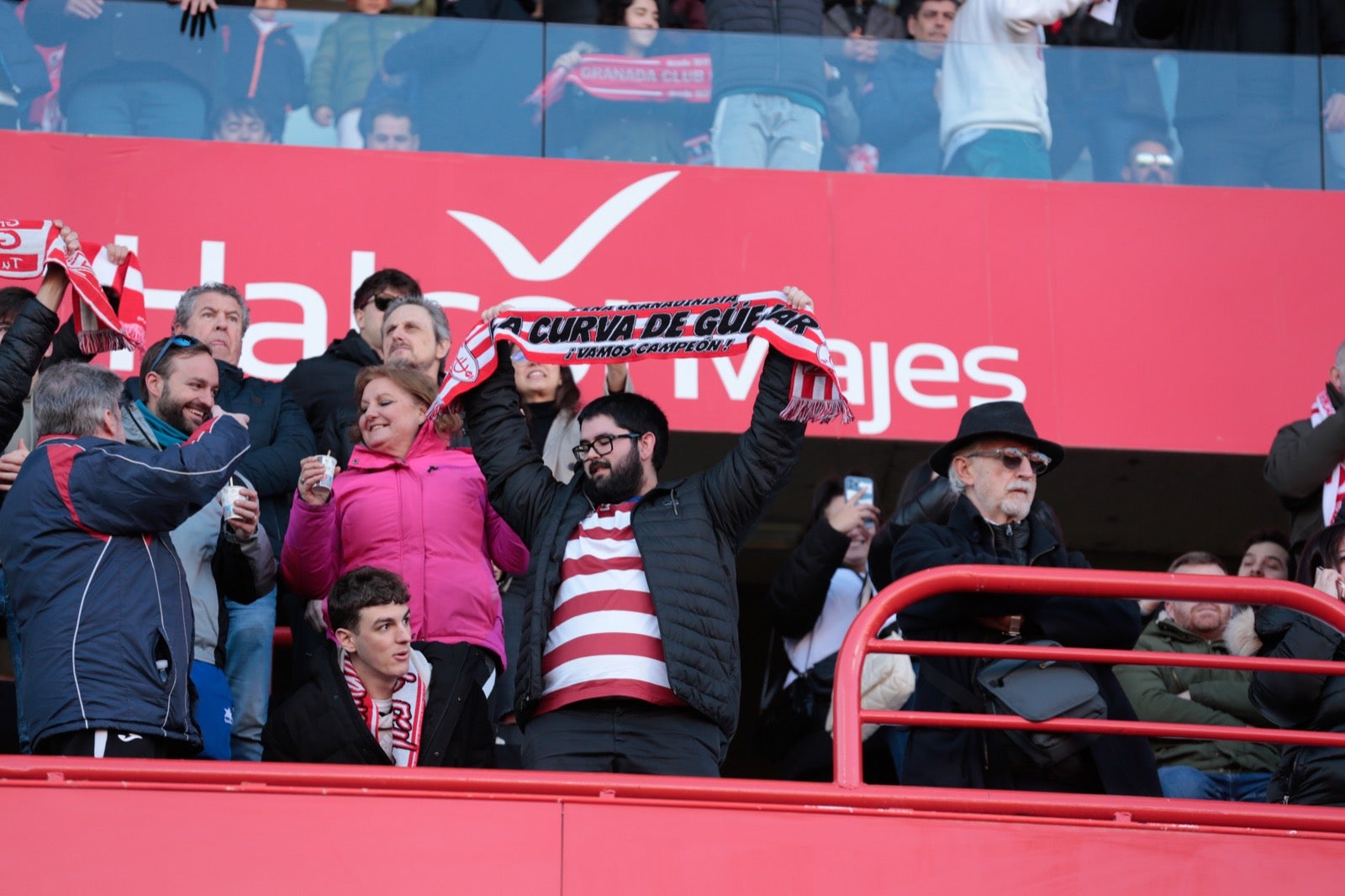 ¿Has estado en el partido? Aquí puedes verte en tu localidad