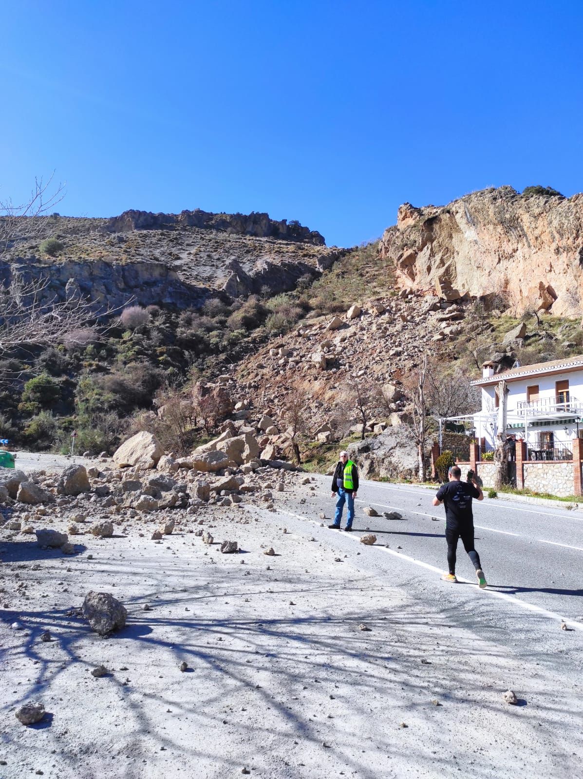 El suceso ha tenido lugar a la altura del restaurante La Higuera