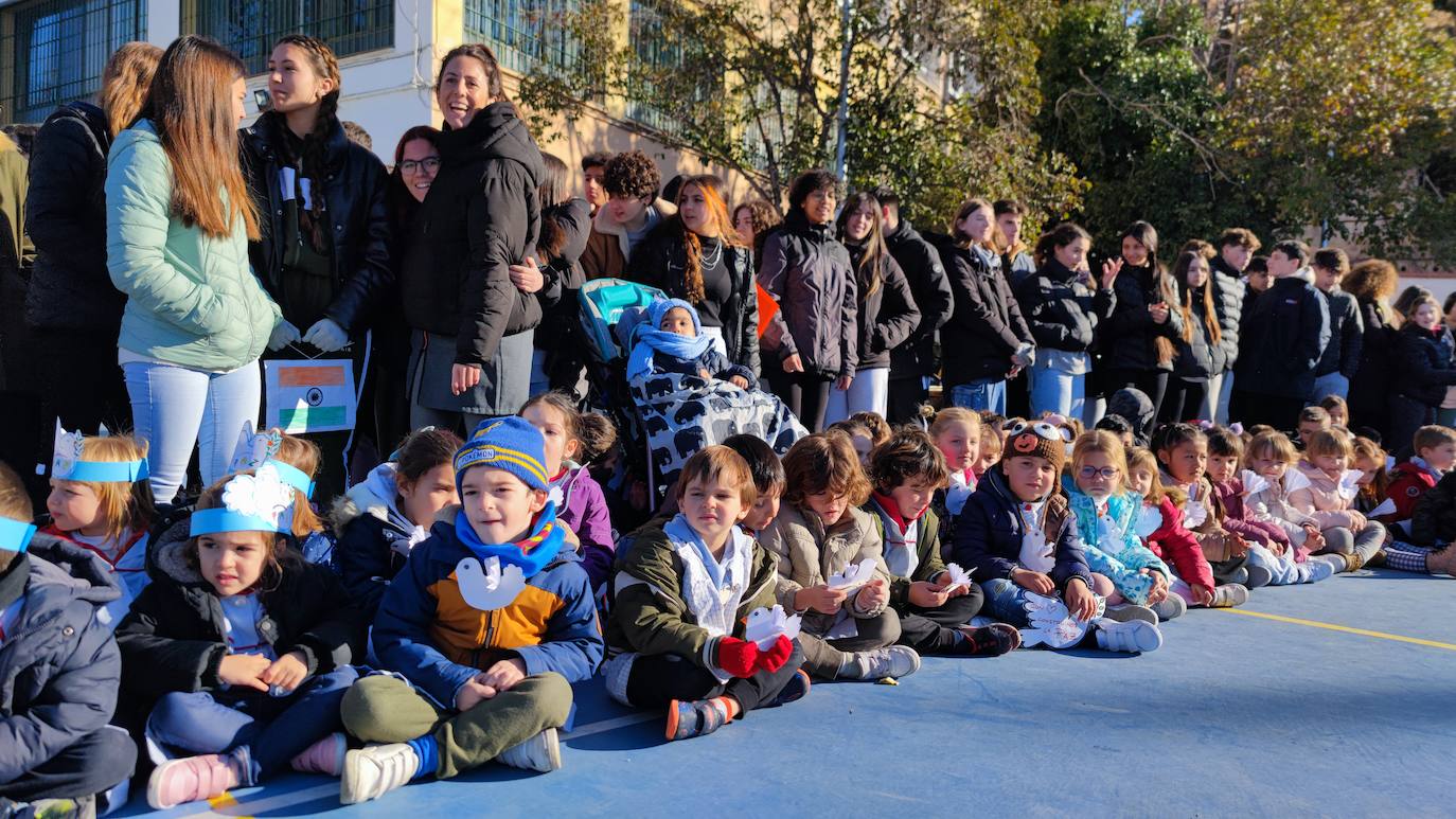 Fotos: Día de la Paz en el colegio Jesús María Cristo de la Yedra de Granada