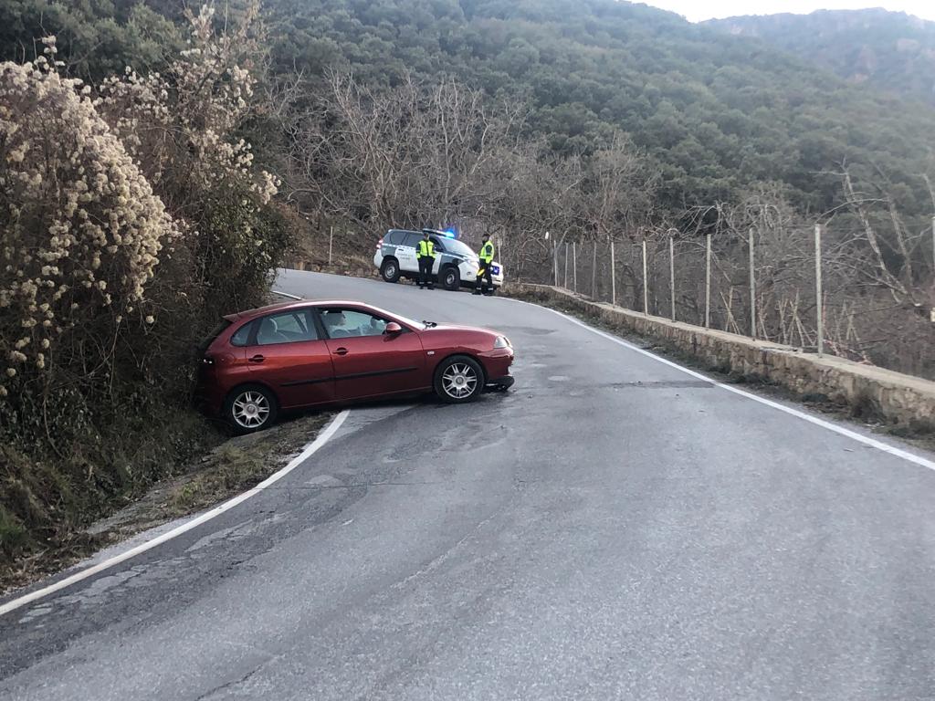 Accidente en la carretera GR-3200. 