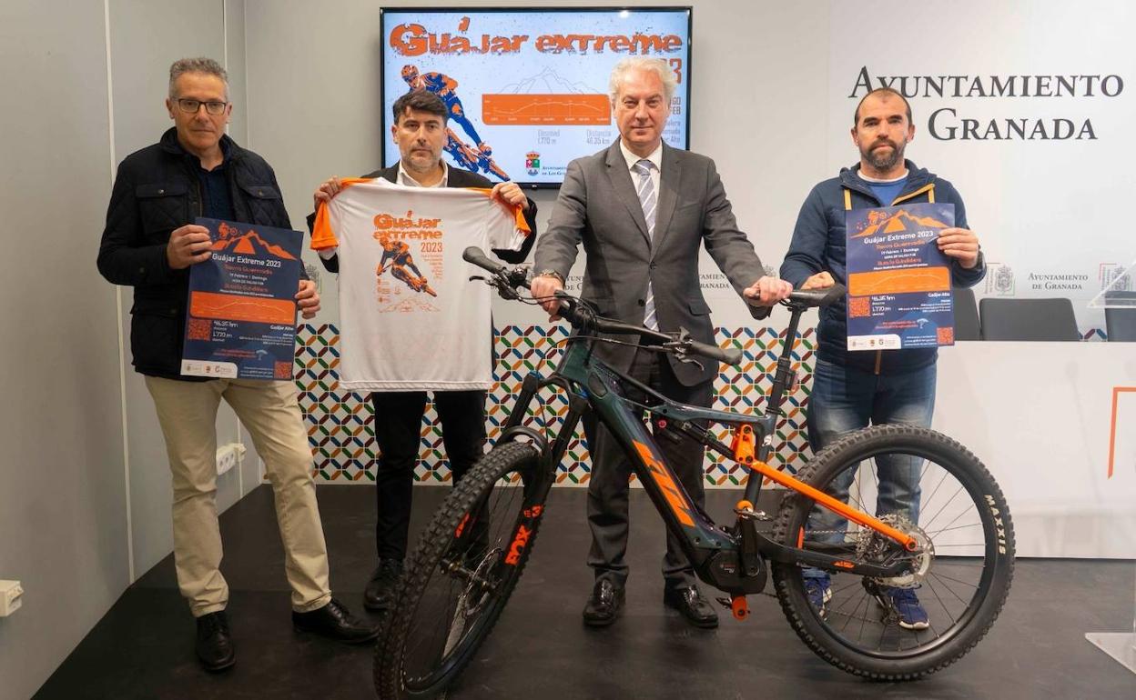 Un momento de la presentación de la carrera de montaña.