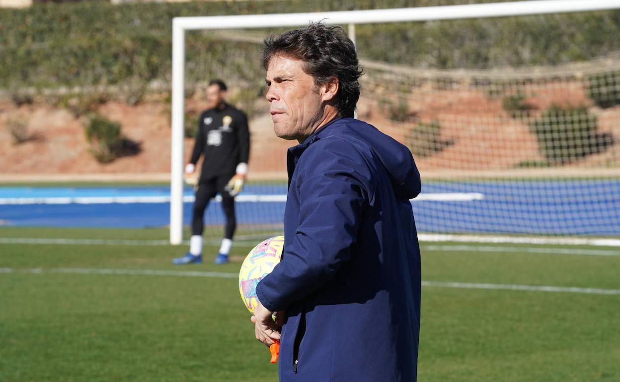 Rubi confía en sus jugadores y en el buen momento para soñar con ganar ya fuera. 