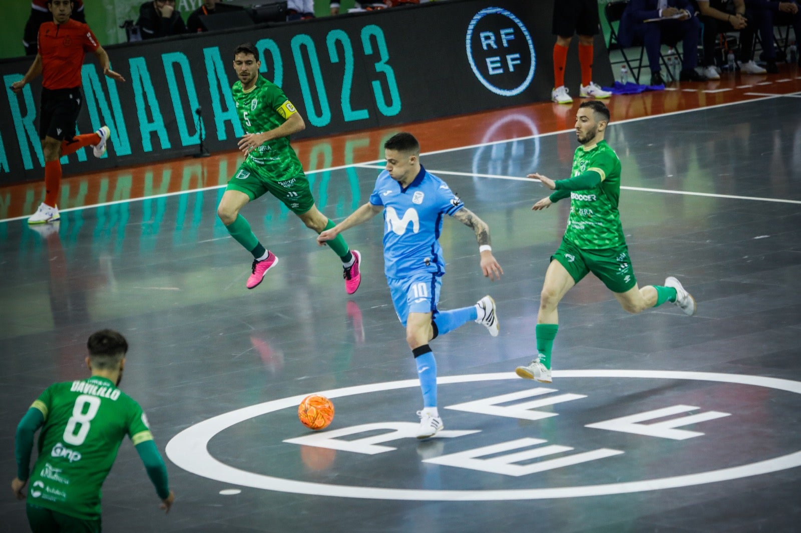 Momento del partido entre el Movistar y el Antequera.