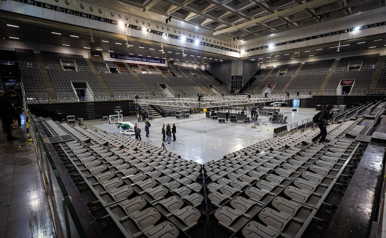 Obras en el Palacio de Deportes de Granada para la Copa del Rey de baloncesto. 