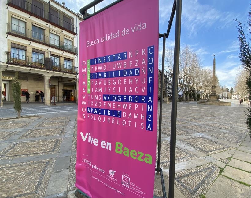 Uno de los reclamos de la campaña 'Vive en Baeza'. 