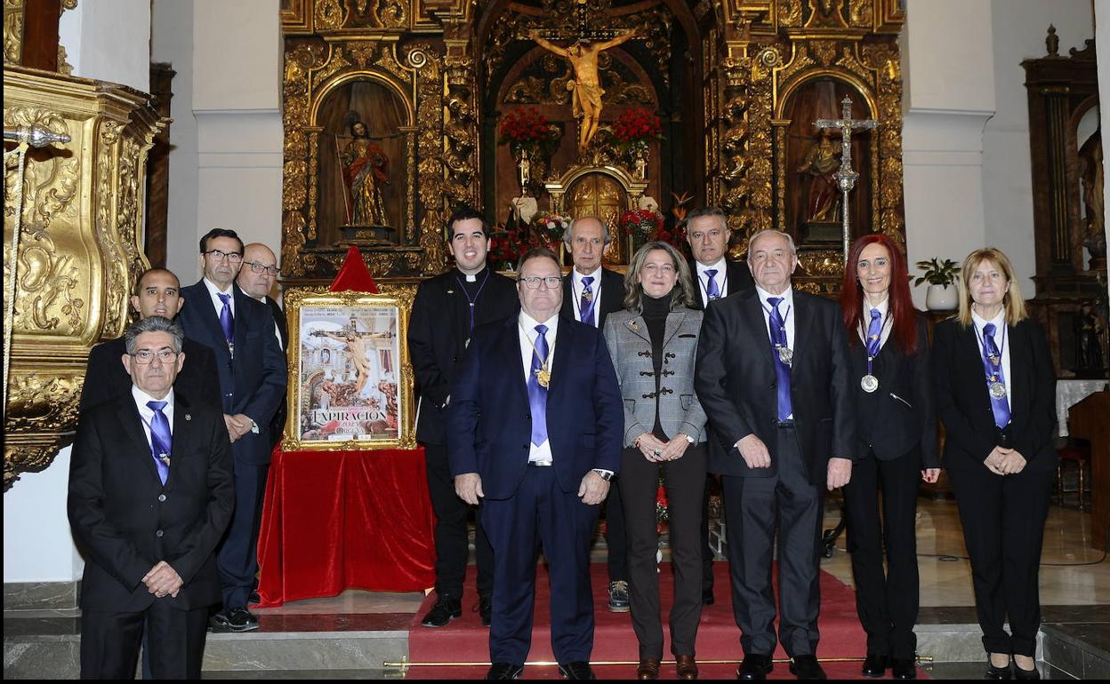 La directora del Instituto de Medicina Legal de Granada presenta en Órgiva el cartel del Cristo de la Expiración