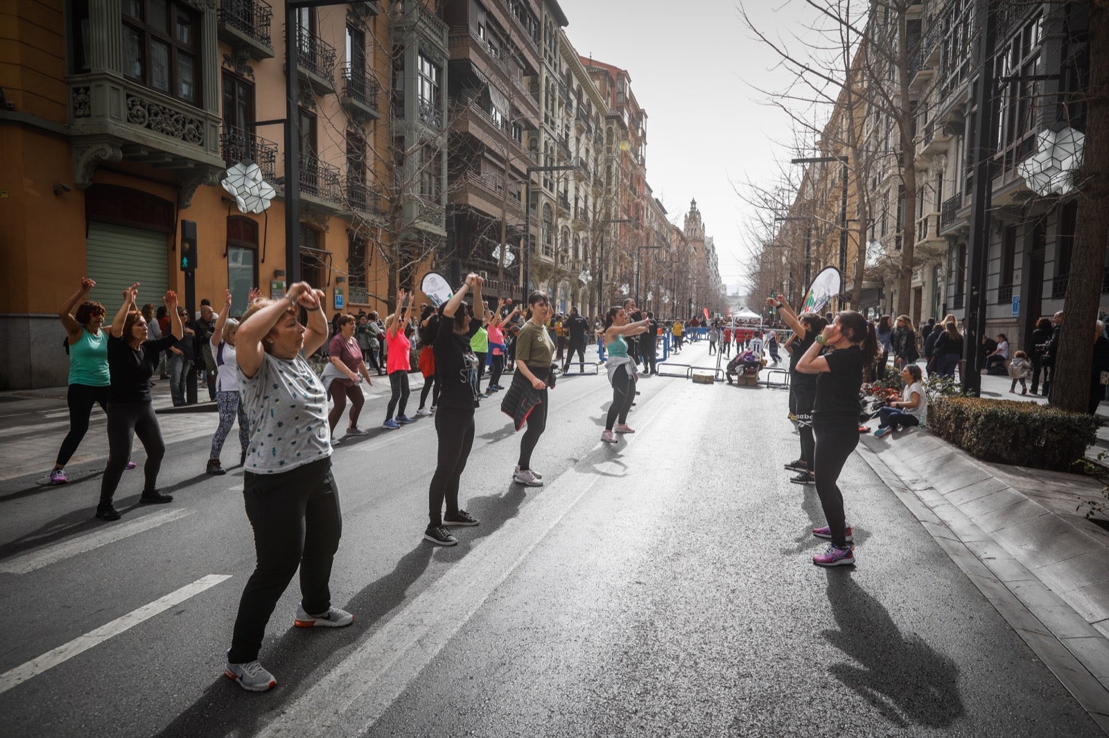 Actividades de todo tiop en el centro de la ciudad con motivo del día sin coches