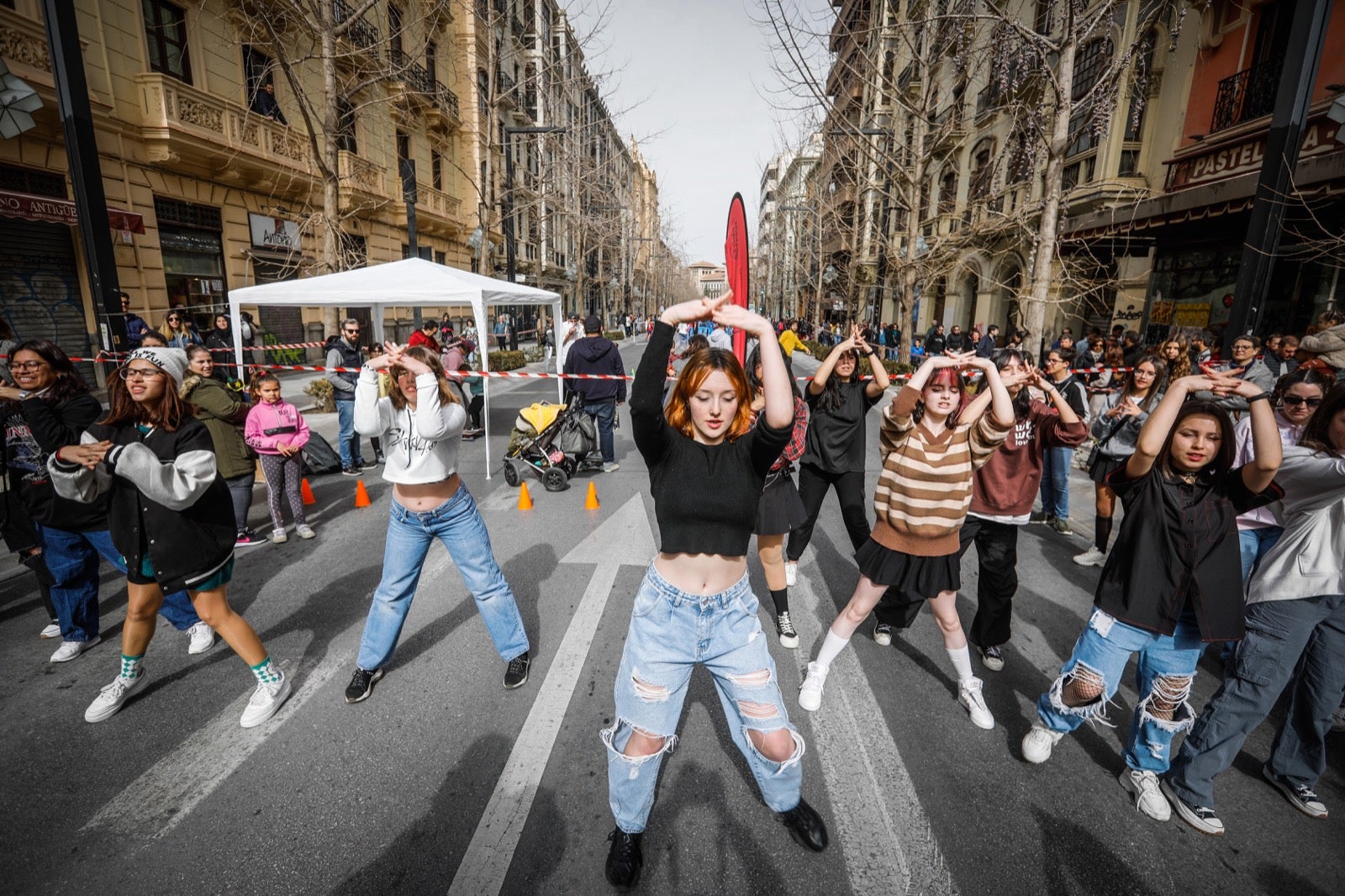 Actividades de todo tiop en el centro de la ciudad con motivo del día sin coches