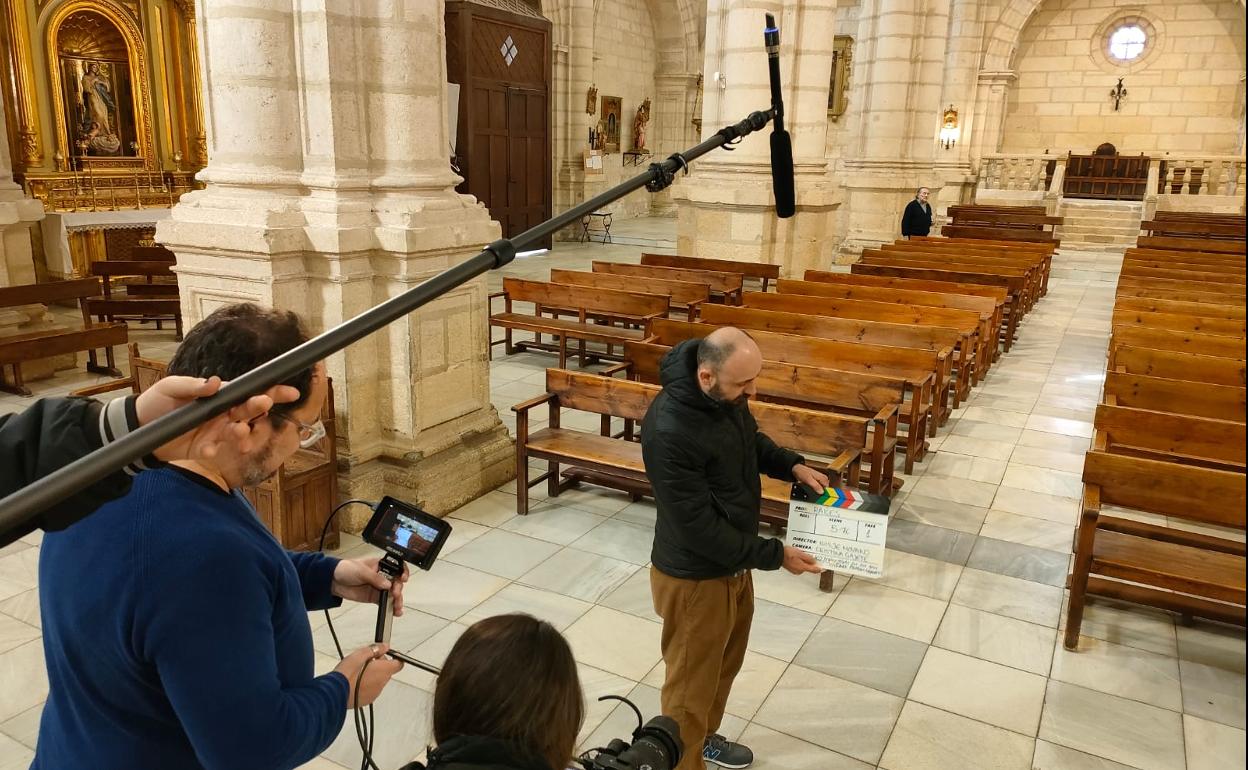 Un momento del rodaje de 'Raíces'.