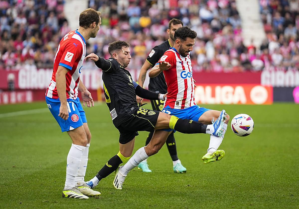 Enero llega con los rojiblancos persiguiendo 'imposibles'.