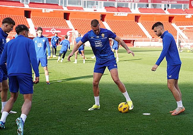 Marezi, recuperado, podría jugar incluso de inicio en El Sadar.