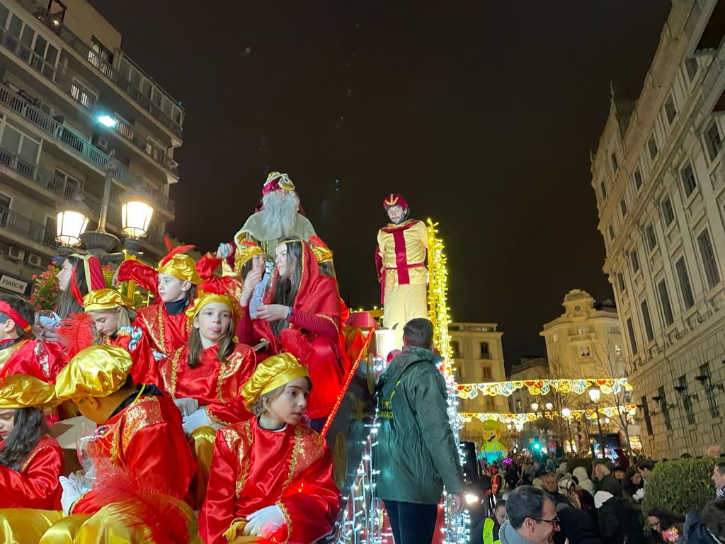 Las imágenes de la ilusión en la Cabalgata de Granada