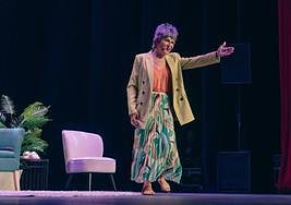 La actriz, en una escena de la obra.