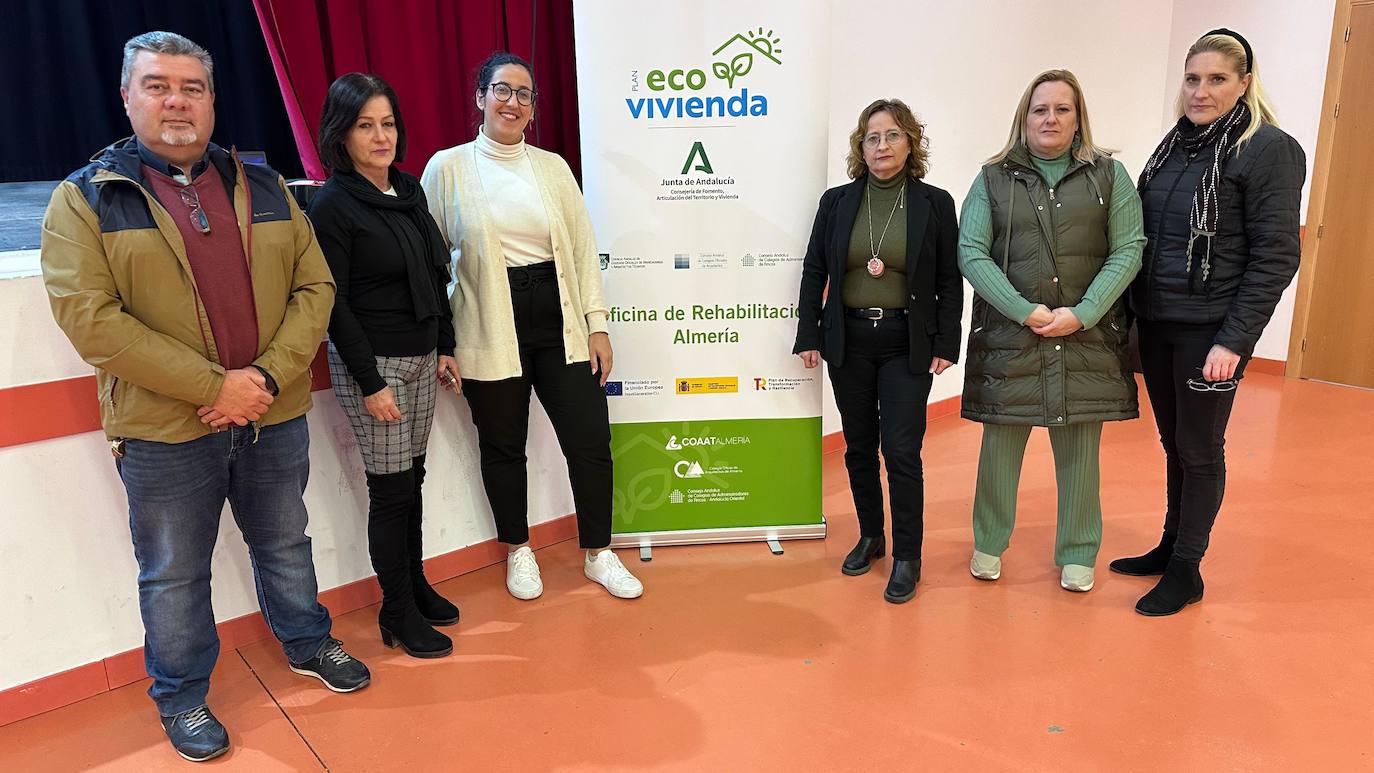 Asistentes a las jornadas de rehabilitación energética de viviendas.