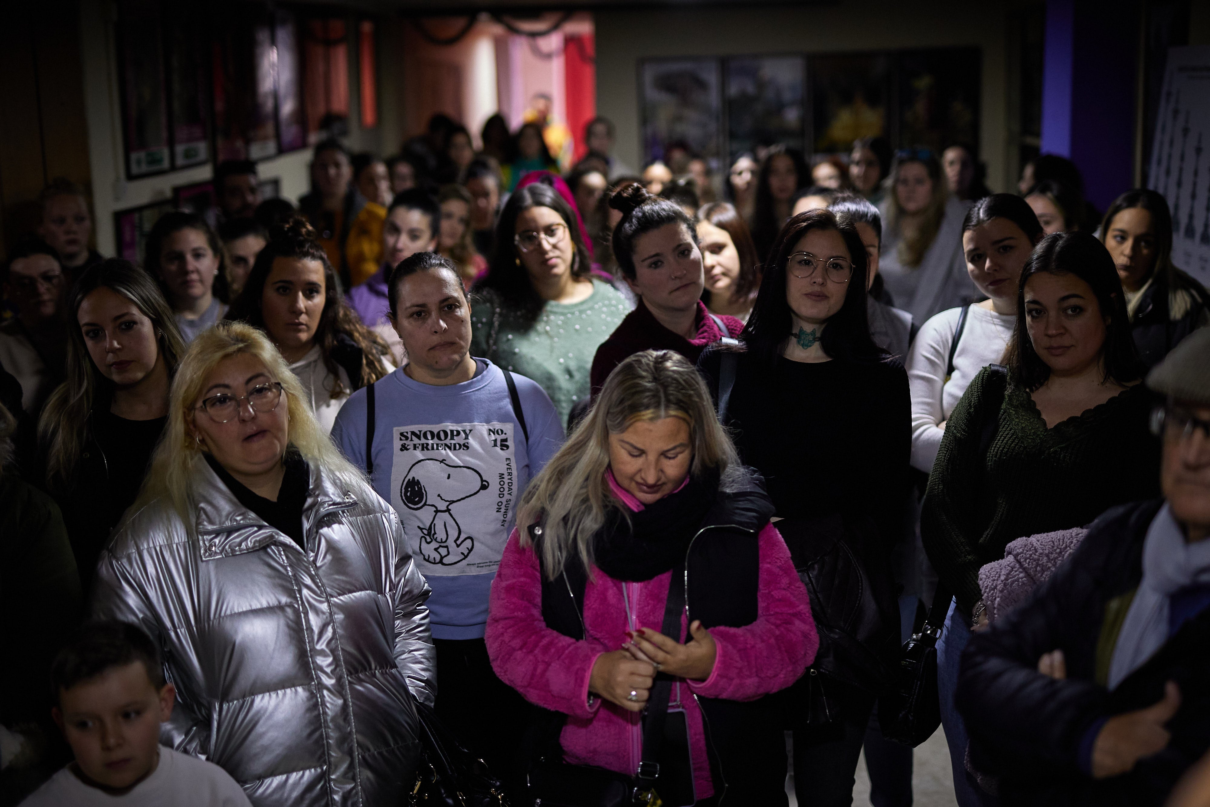 Las imágenes más íntimas de la igualá de las costaleras de la Caridad