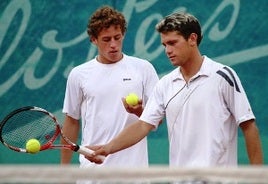 Roberto Carballés, a la izquierda, fue doble campeón de Europa en dobles júnior junto a Ricardo Ojeda.