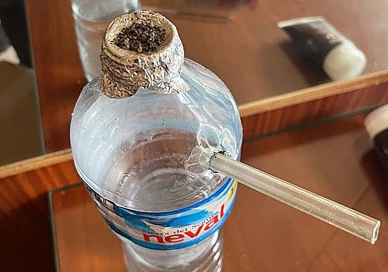 Parte del material incautado por los agentes.