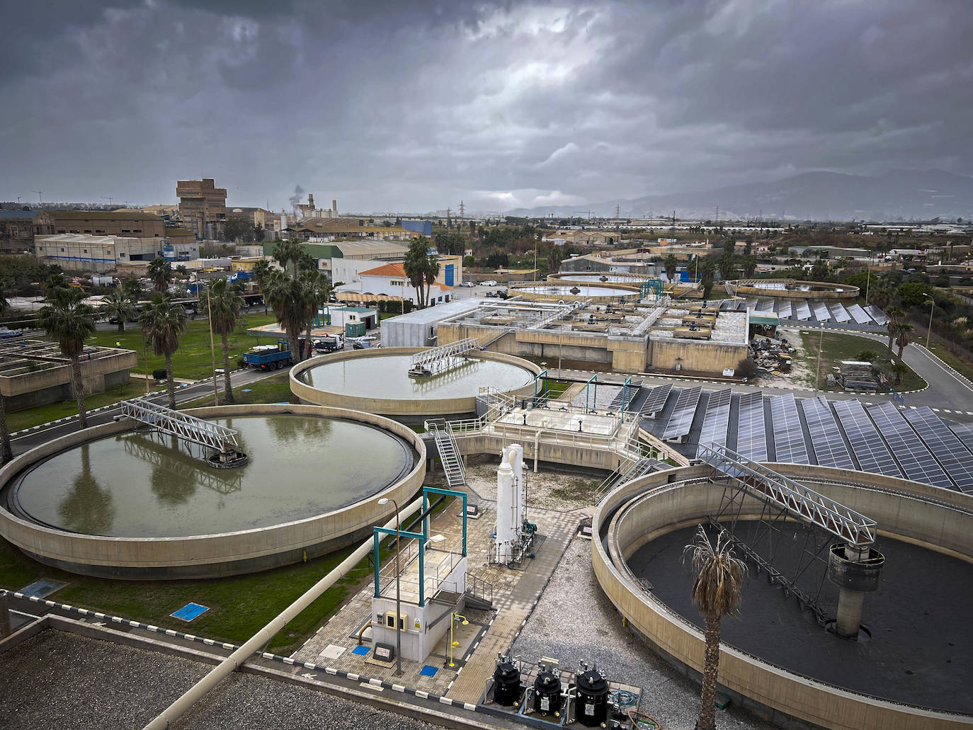 Instalaciones de la depuradora de Motril donde la Junta acometerá obras.