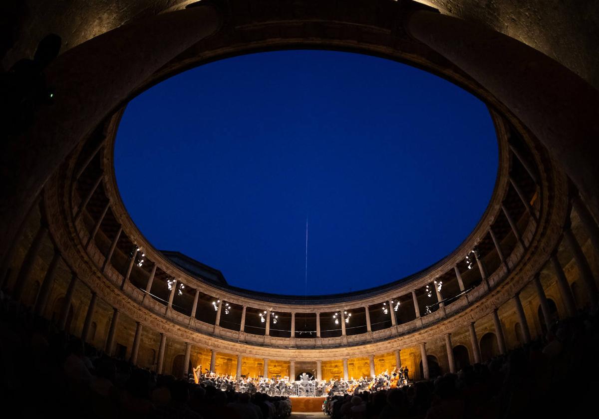 El Palacio de Carlos V, emblemática sede del Festival, en una imagen de la pasada edición.