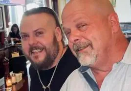 Rick Harrison junto a su hijo Adam en la foto que ha compartido en su perfil de Instagram