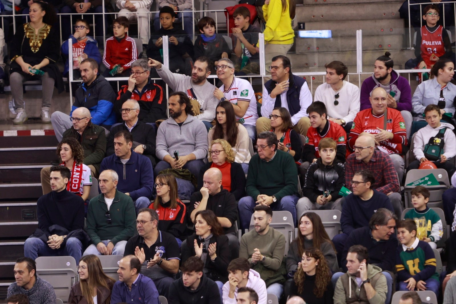 Encuéntrate en las gradas del Palacio durante el Covirán-Barcelona
