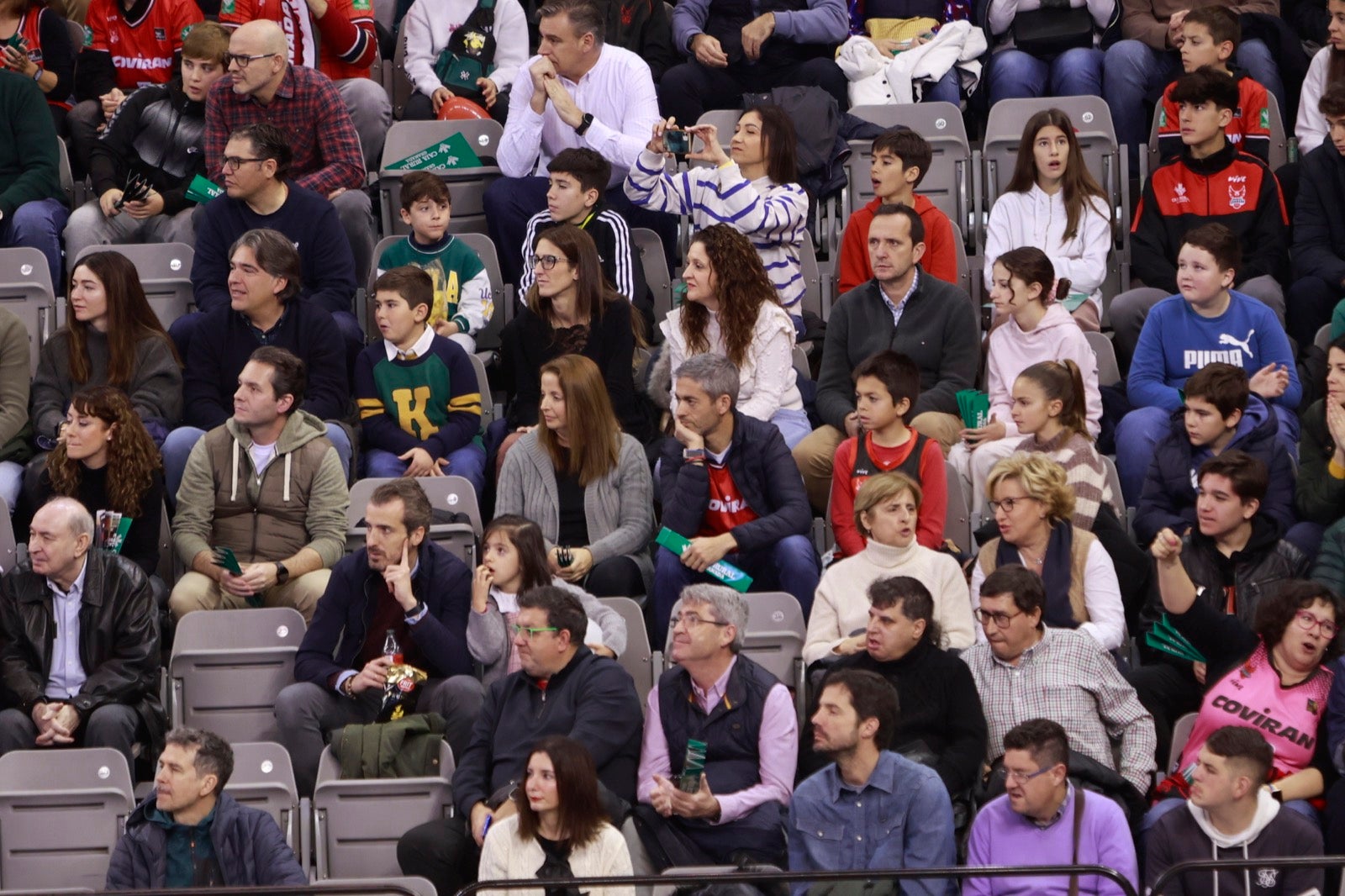 Encuéntrate en las gradas del Palacio durante el Covirán-Barcelona