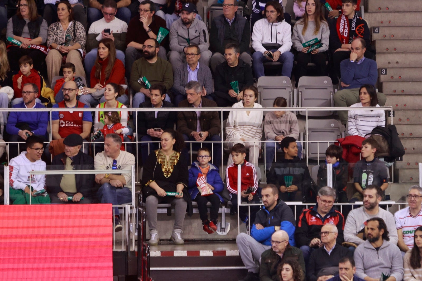 Encuéntrate en las gradas del Palacio durante el Covirán-Barcelona