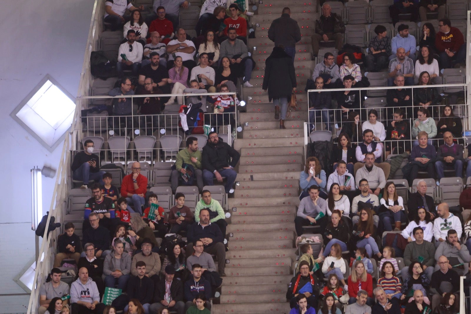 Encuéntrate en las gradas del Palacio durante el Covirán-Barcelona