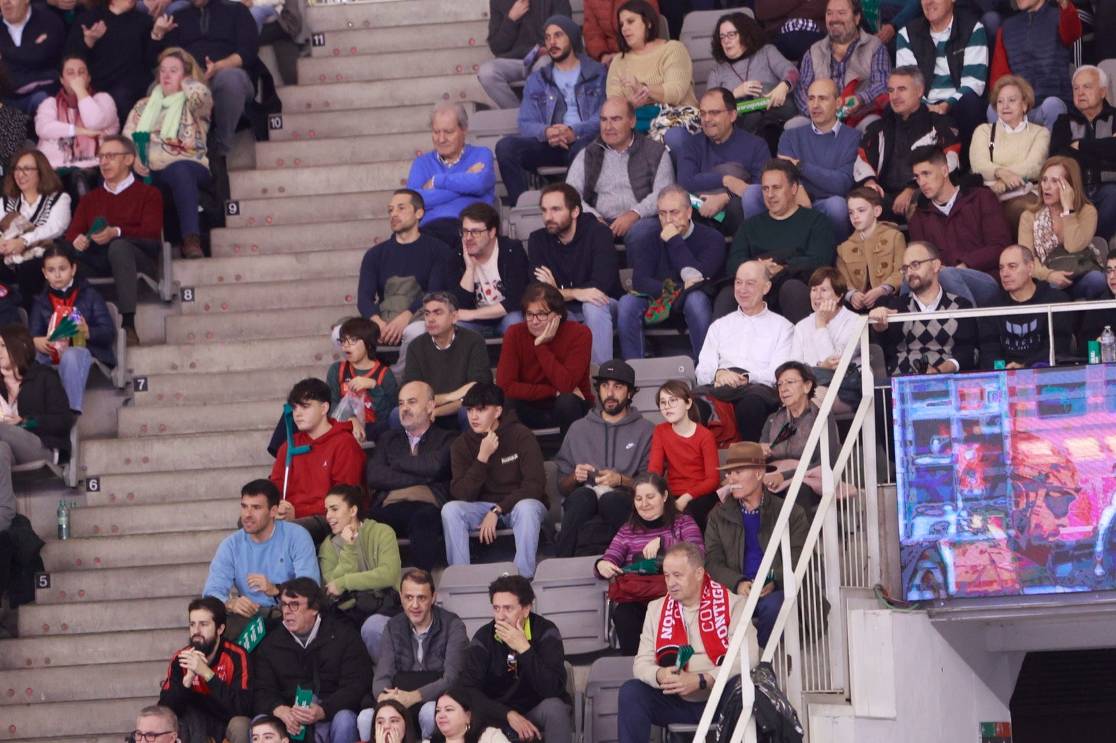 Encuéntrate en las gradas del Palacio durante el Covirán-Barcelona