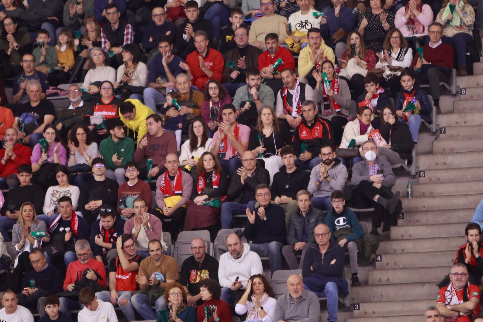 Encuéntrate en las gradas del Palacio durante el Covirán-Barcelona