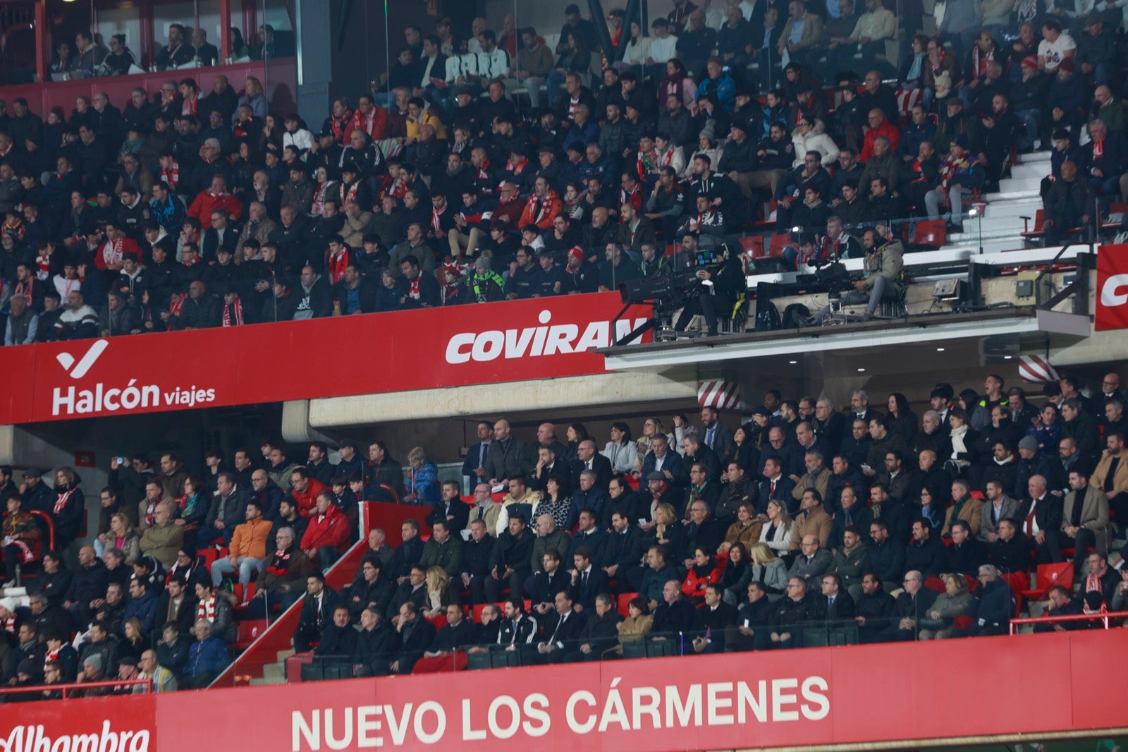 Encuéntrate en Los Cármenes durante el Granada-Atlético de Madrid