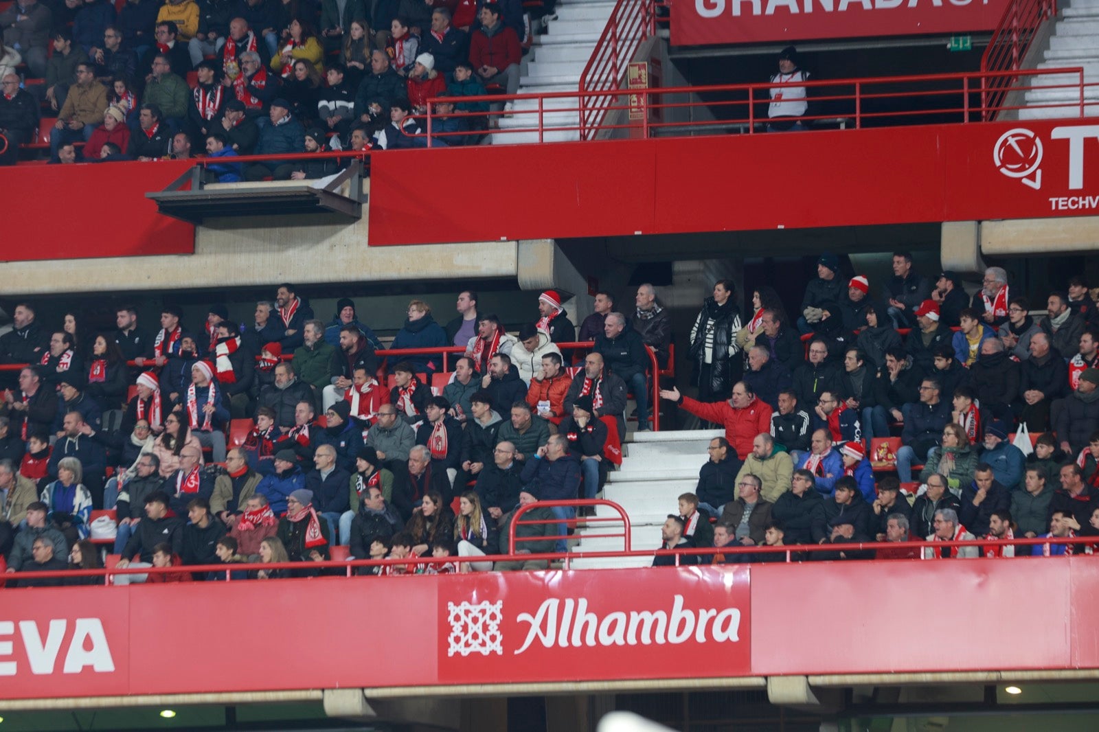 Encuéntrate en Los Cármenes durante el Granada-Atlético de Madrid