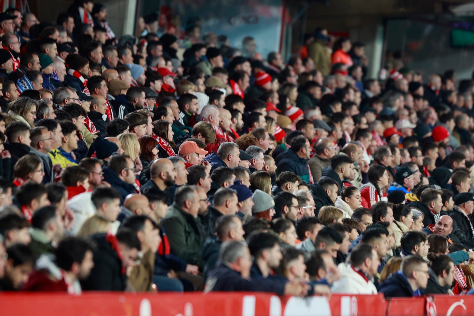 Encuéntrate en Los Cármenes durante el Granada-Atlético de Madrid