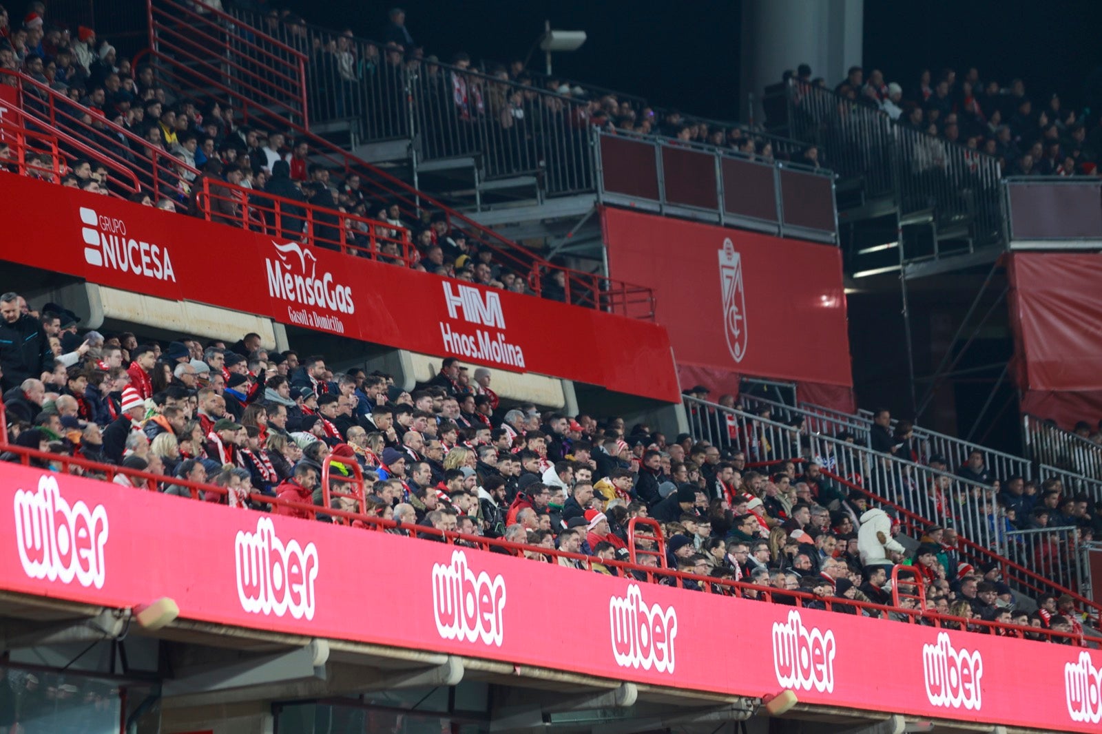 Encuéntrate en Los Cármenes durante el Granada-Atlético de Madrid