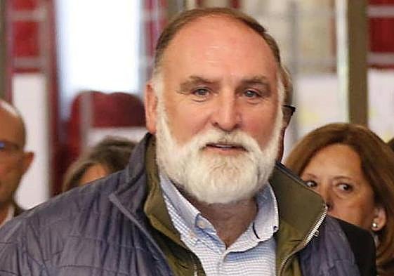 Cómo preparar el mejor caldo del chef José Andrés sin gastar de más.