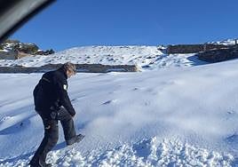 Un dispositivo con ayuda ciudadana permite localizar a un niño de cinco años perdido en Sierra Nevada.